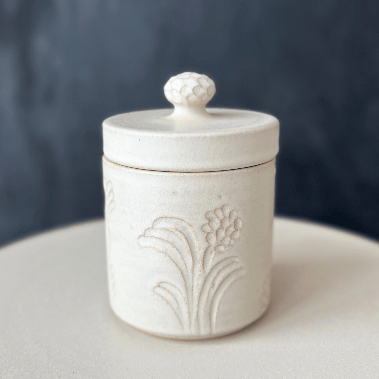 Jar with lid small