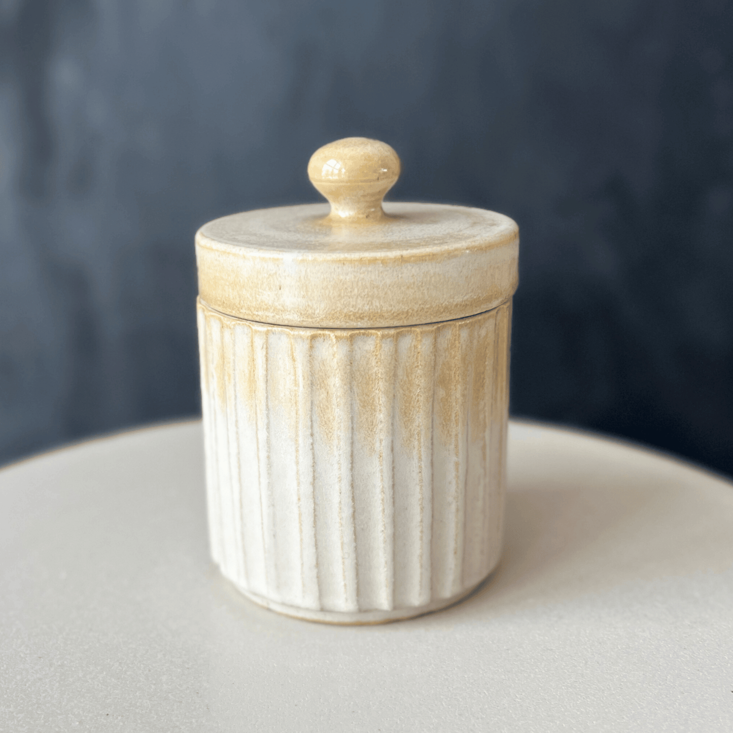 Jar with lid small