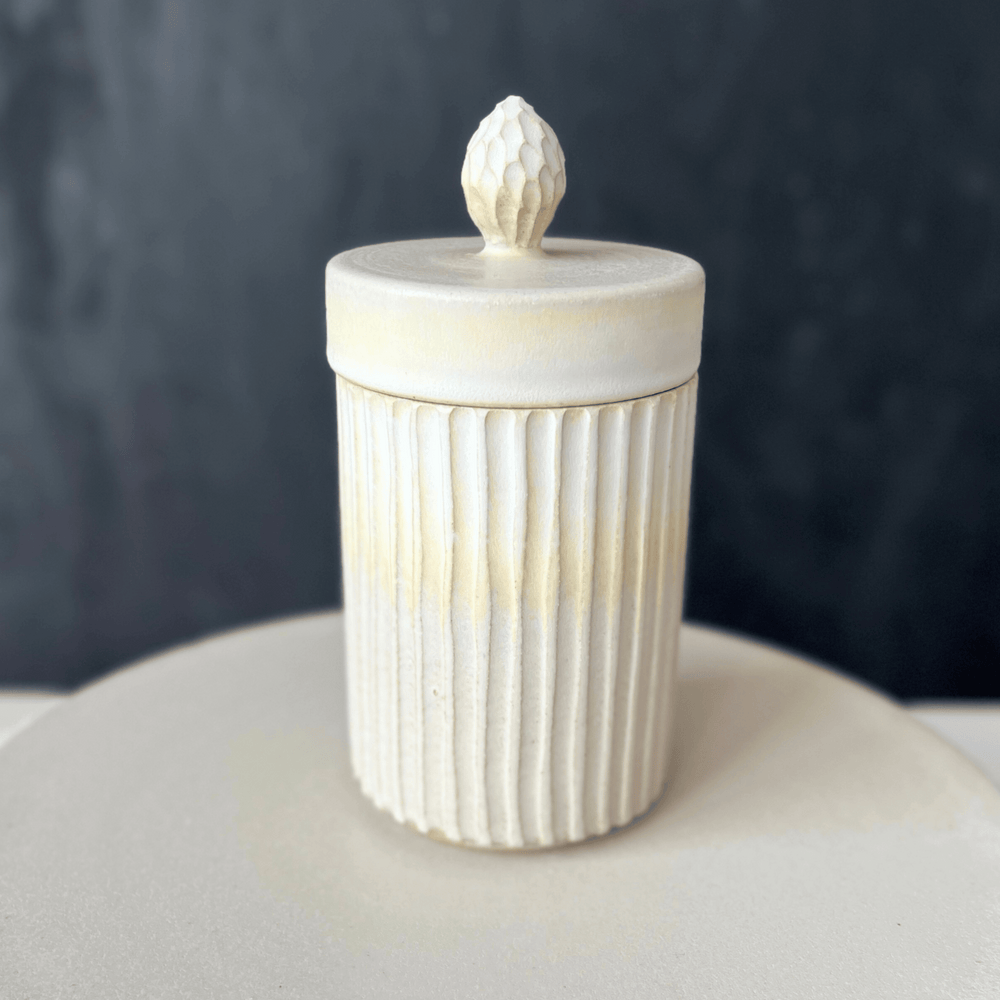 Jar with lid large